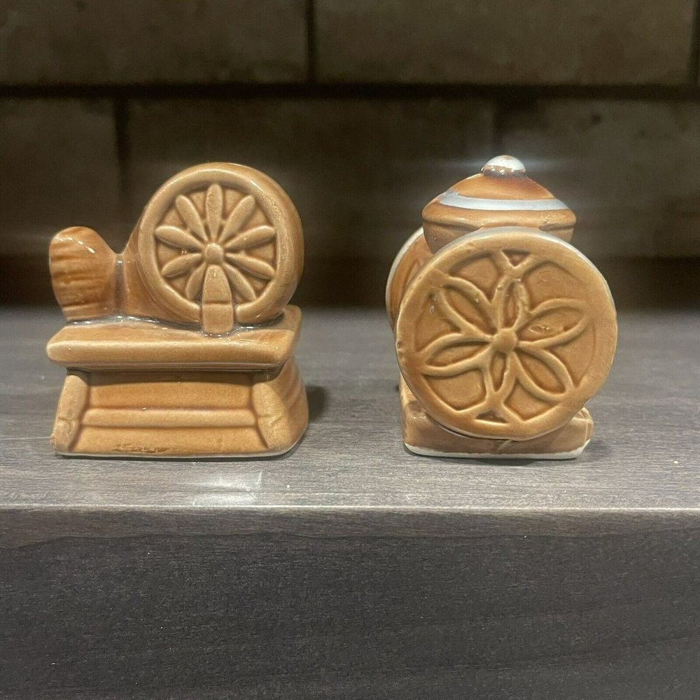 Vintage Spinning Wheel and Coffee Grinder Salt and Pepper Shakers - Enesco Japan
